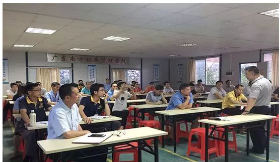 南方铝业丨让梦想飞扬，奋斗是青春最亮丽的底色